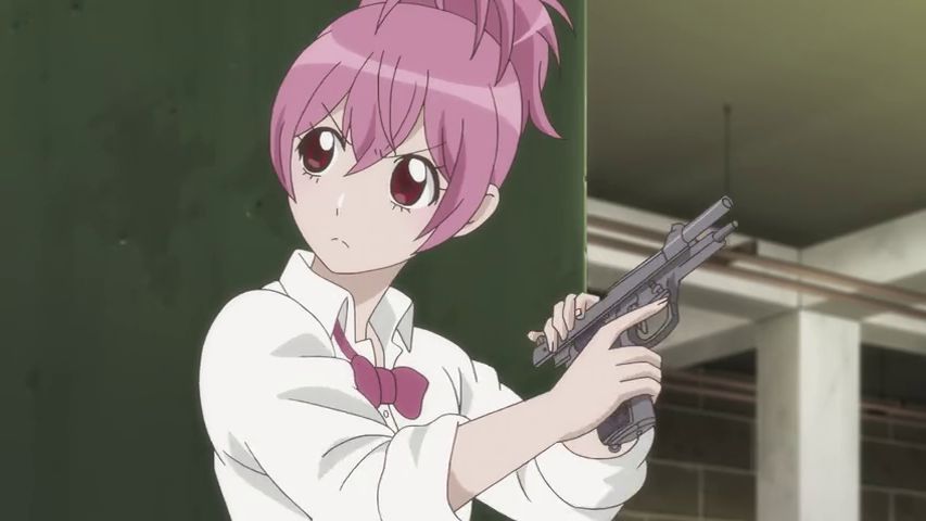 cewek bersenjata api favorit