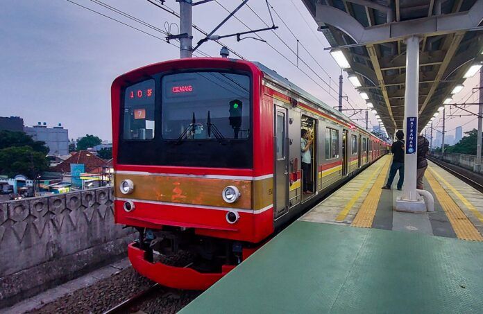 JR 205 old livery tahun baru 2023