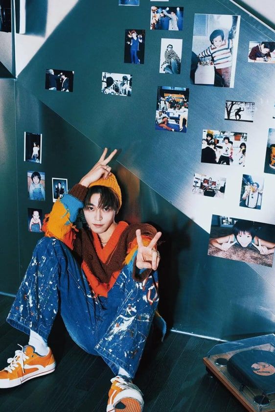 INTO1 SANTA I’m from