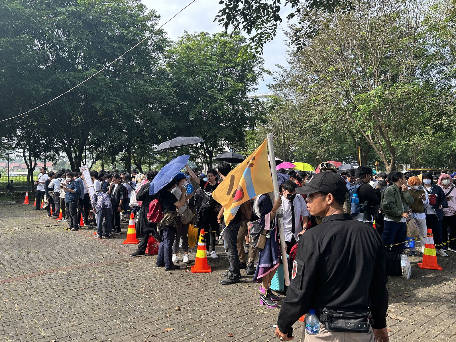 Antrean comifuro 16 comic frontier 16