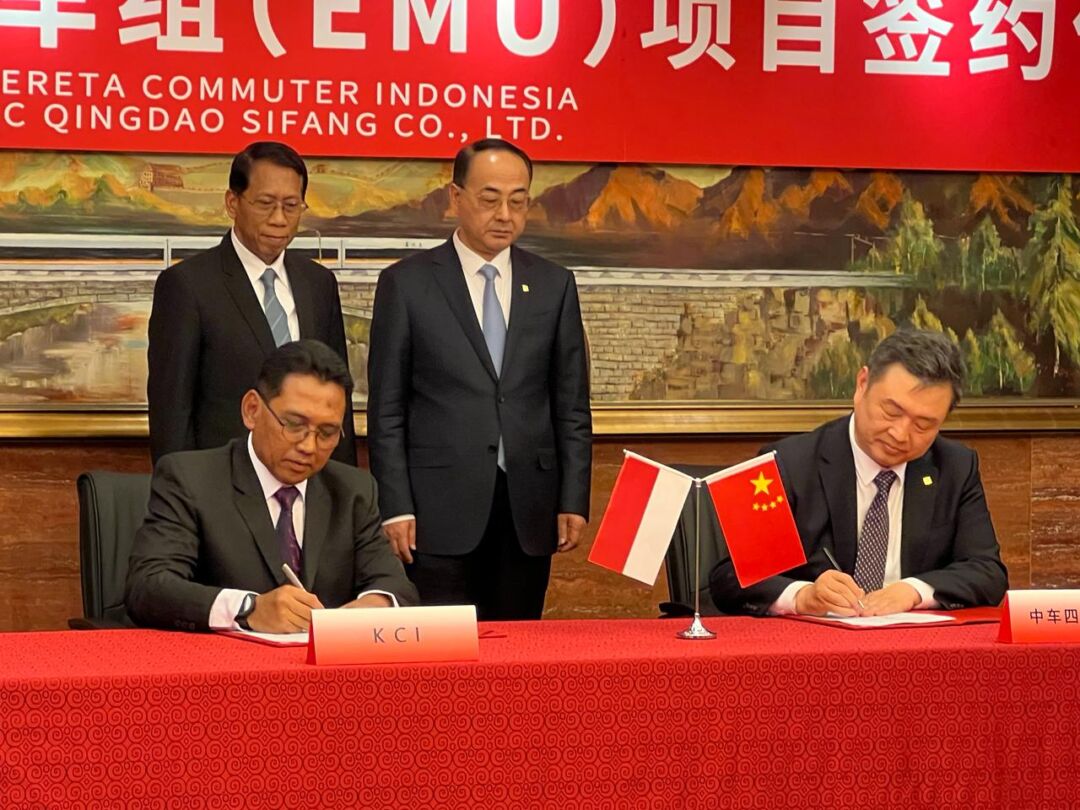 KAI Commuter bersama CRRC Sifang Co., Ltd.