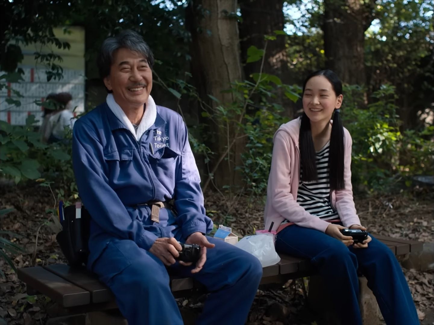 Hirayama bersama keponakannya, Niko.