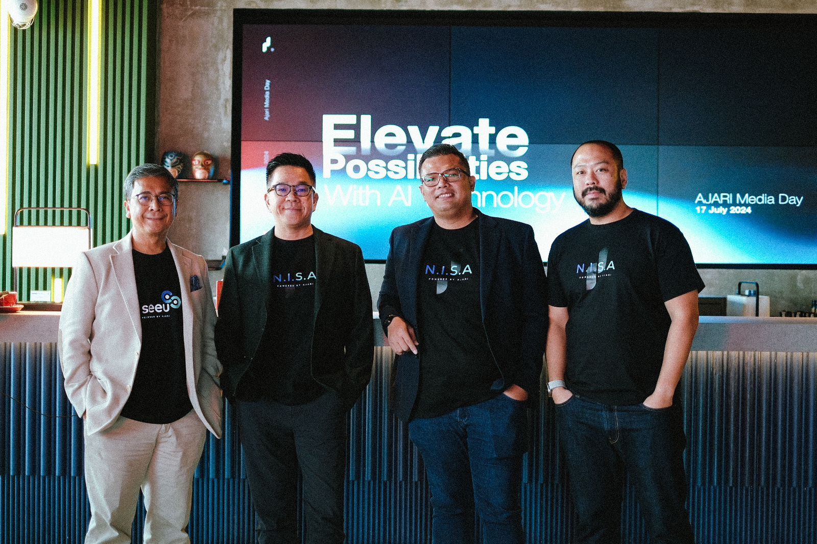 Bapak Martua Sitompul, Bapak Irawan Mulyadi, Bapak Rafael Ibrahim selaku CEO Ajari Technologies, Bapak Dav