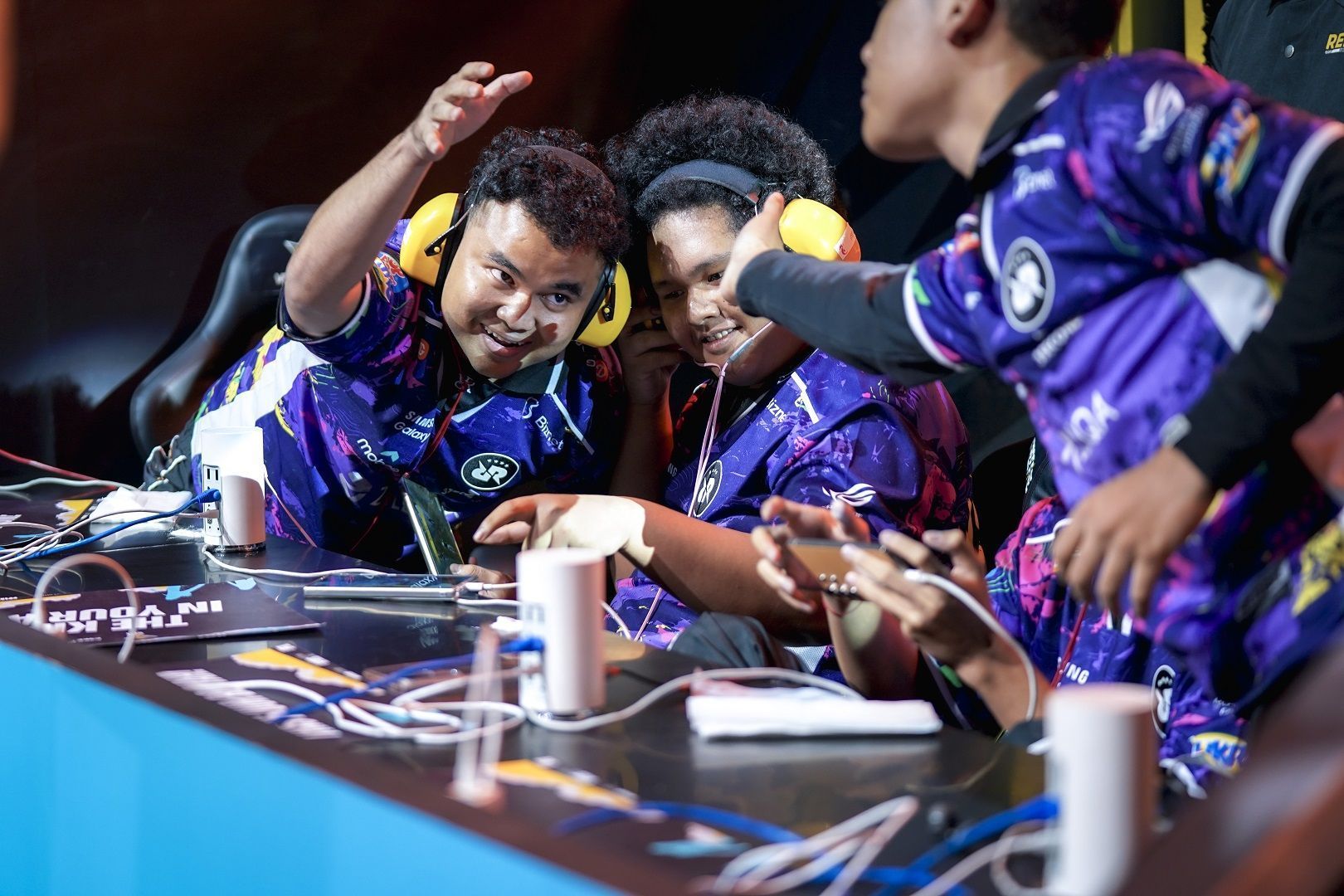 ffws-sea-2024-fall-week-6-rrq-kazu-F ffws sea 2024 fall