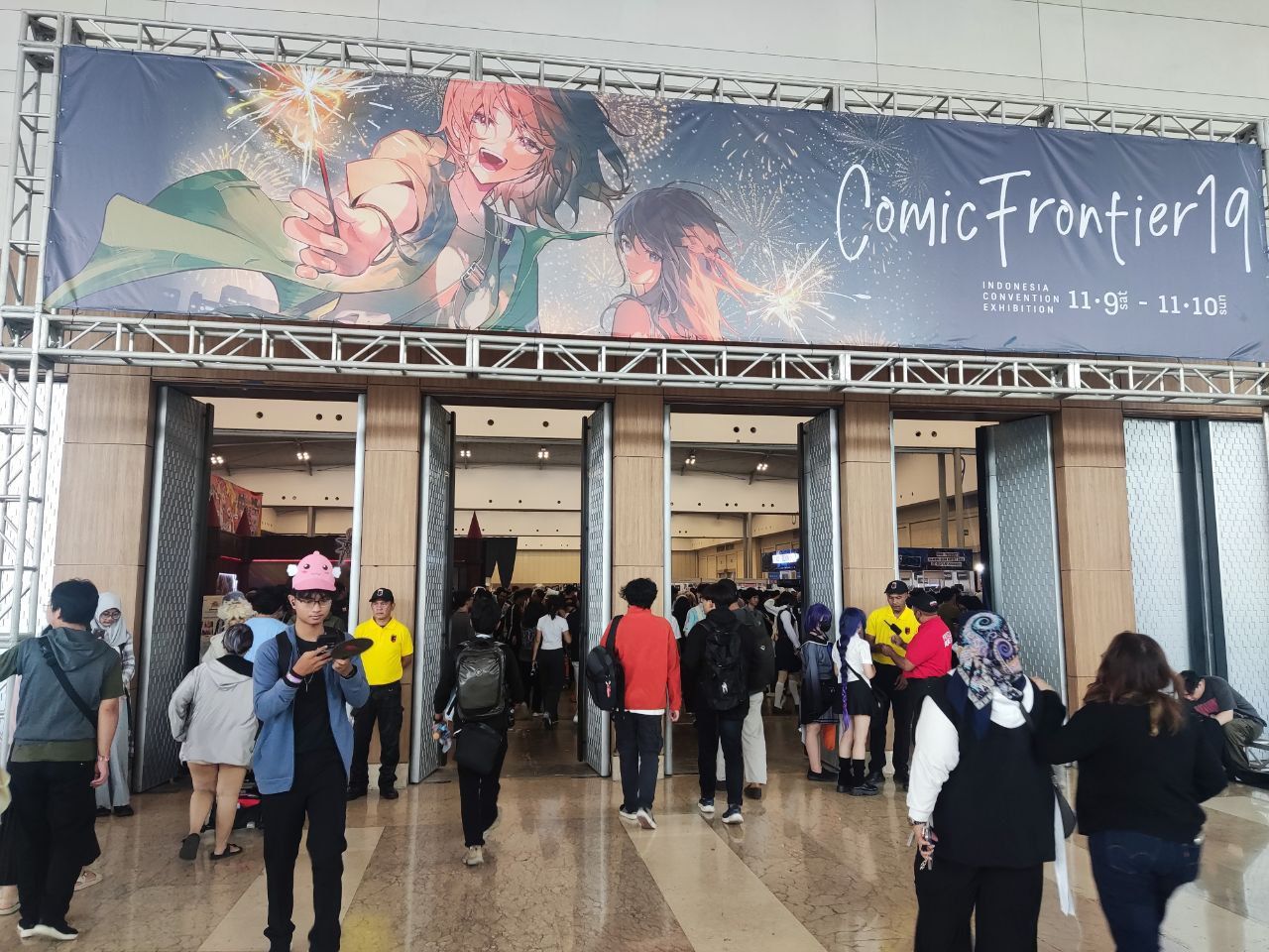 Comifuro 19 Day 1