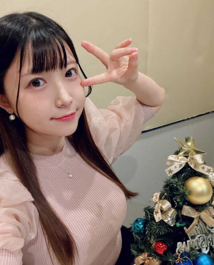 Hikaru Akao Hikaru Akao Melahirkan