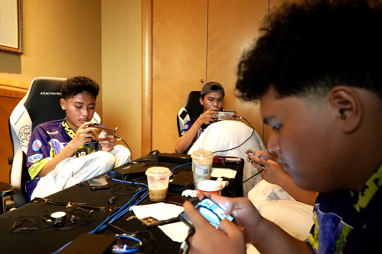 ffws-sea-2025-fall-rrq-kazu-1H ffws sea 2025 fall