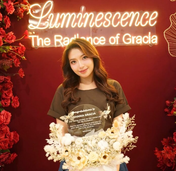 last week’s seitansai🎂🌹✨ gracia jkt48