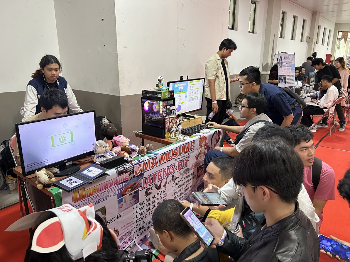Suasana booth komunitas Uma Musume di Comipara 5. (Kevin W)
