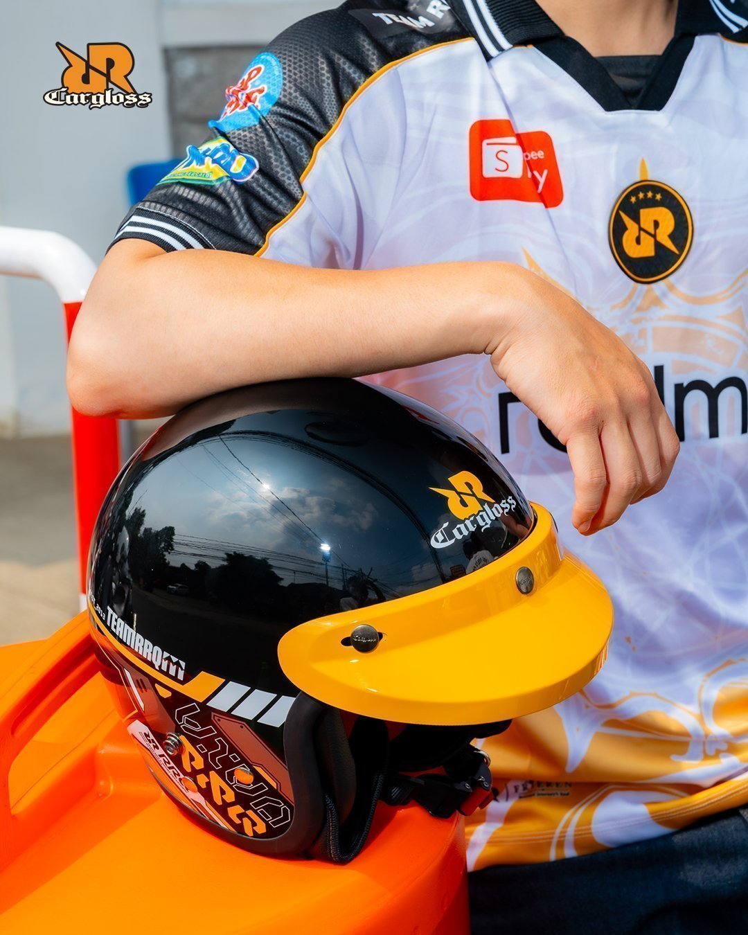 Helm kolaborasi RRQ x Cargloss