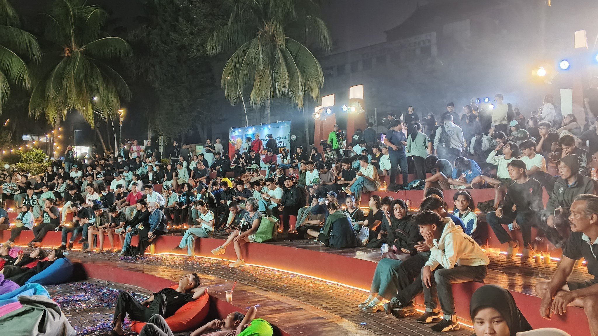 Suasana nobar Pesta Bola Dunia 2026 UniPin di Taman Bendera Pusaka Barito, Jakarta
